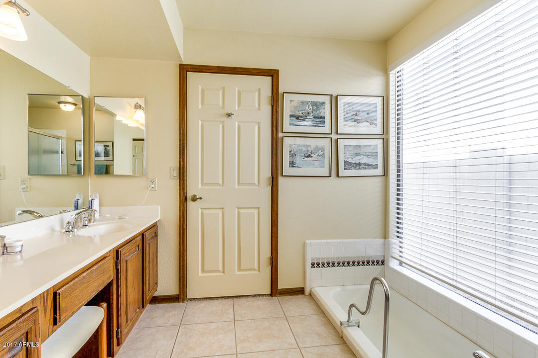 2168 E Bishop Dr, Tempe, AZ 85282 photo 25
