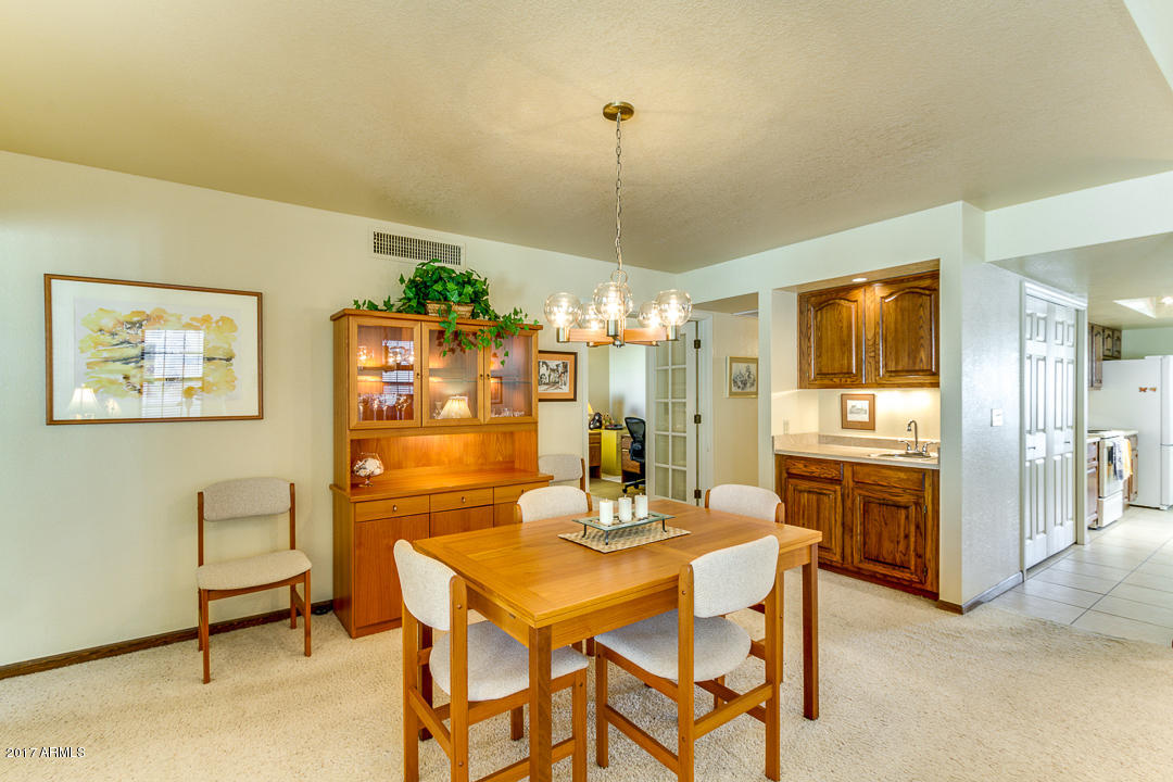 2168 E Bishop Dr, Tempe, AZ 85282 photo 11