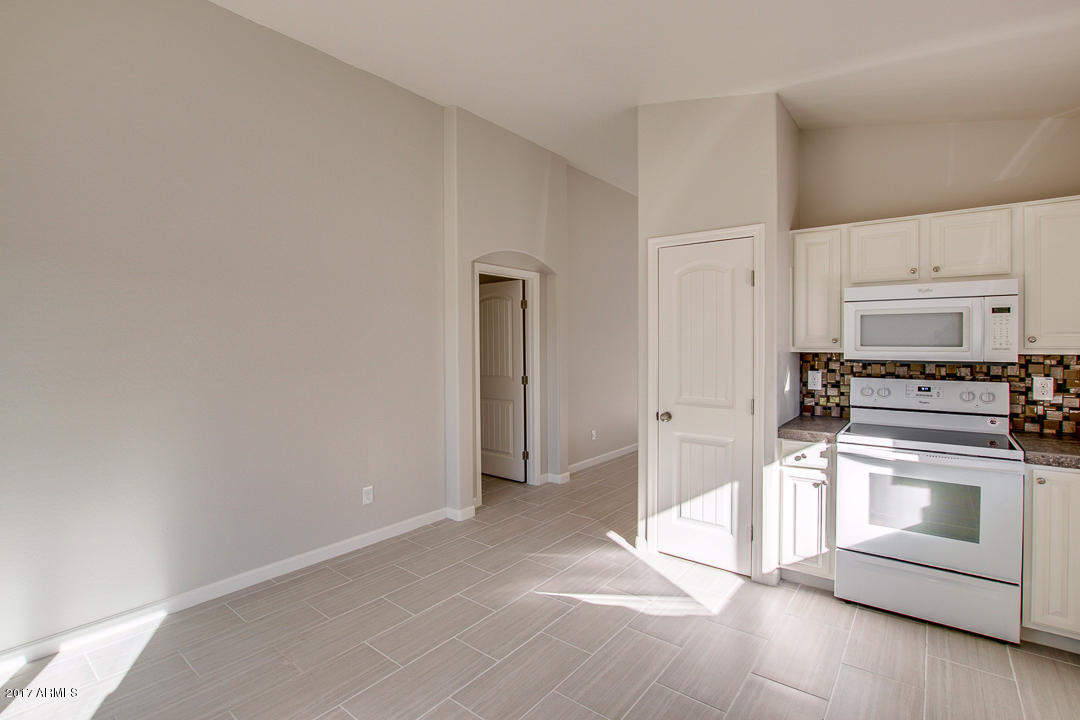 9727 E Baltimore Cir, Mesa, AZ 85207 photo 12