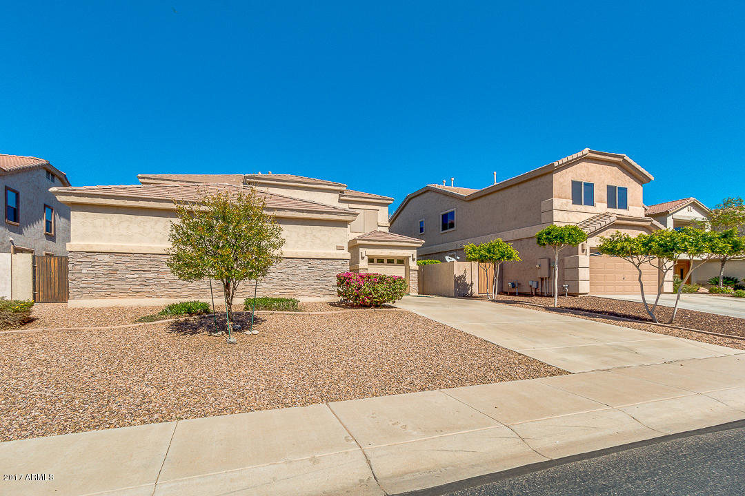 10746 E Lobo Ave, Mesa, AZ 85209 photo 2