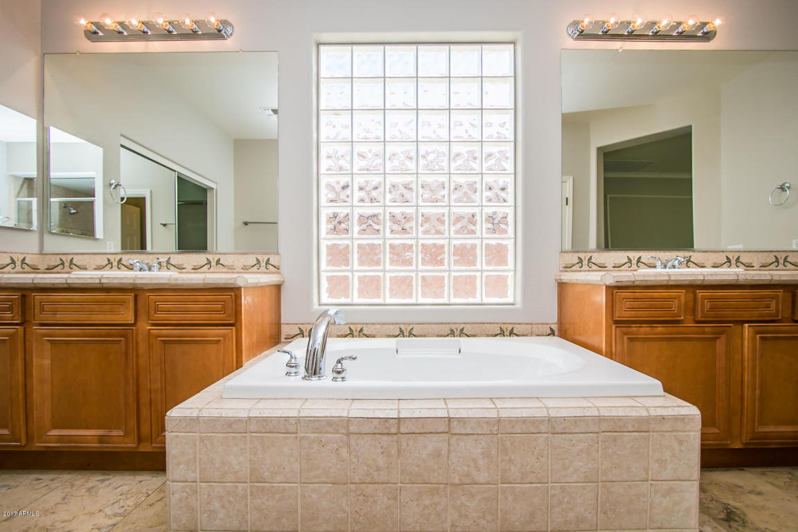 3647 E Turnberry Ct, Gilbert, AZ 85298 photo 38