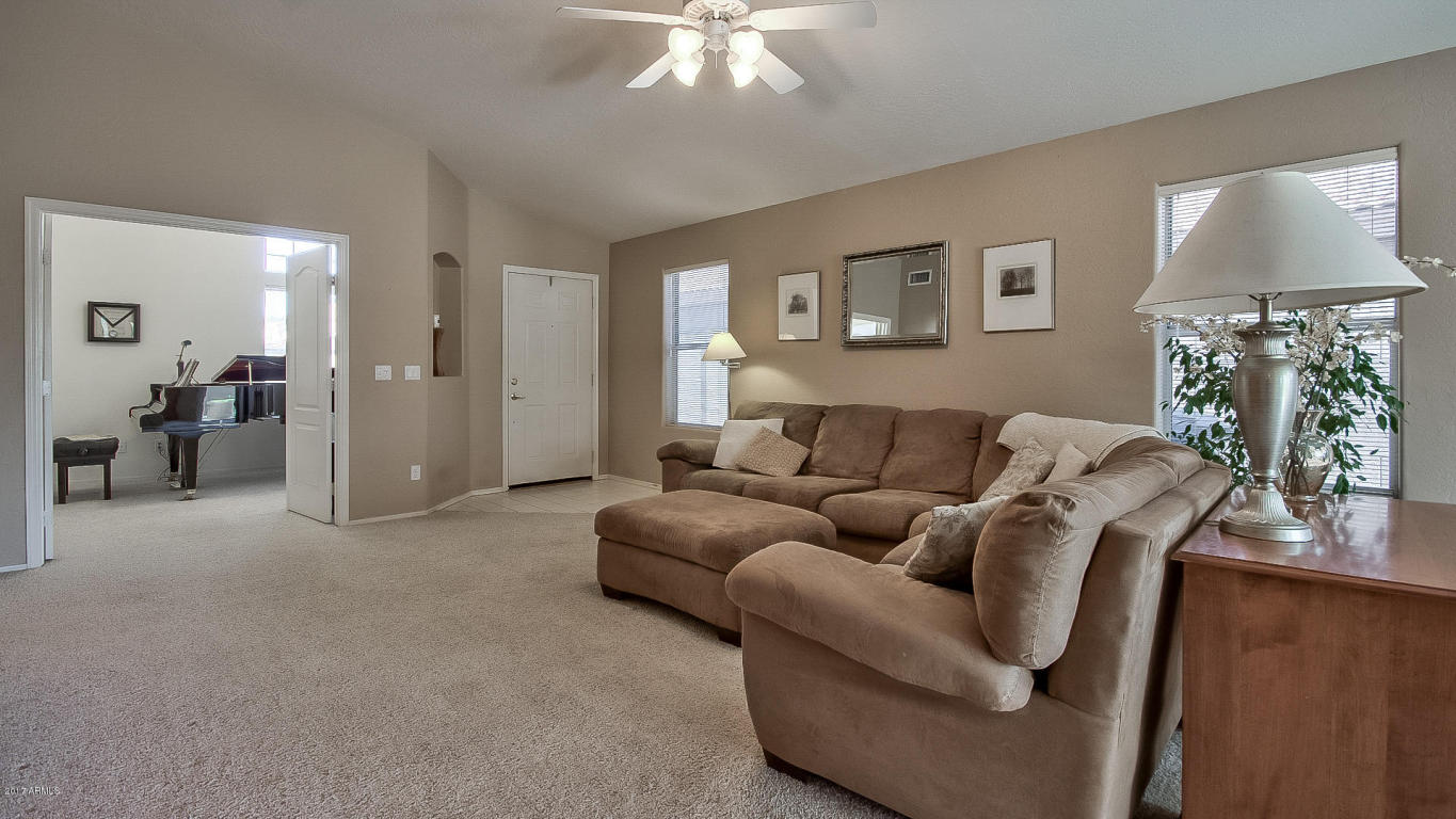 4305 E Raven Rd, Phoenix, AZ 85044 photo 6