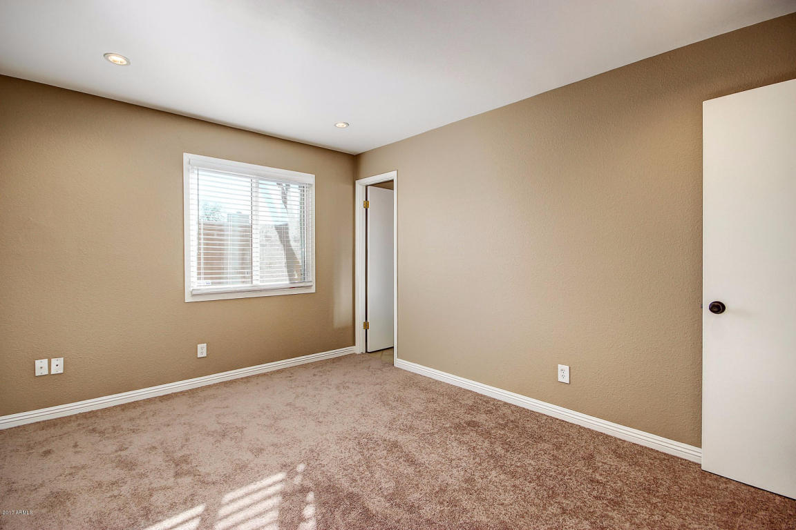 5445 S 44th Pl, Phoenix, AZ 85040 photo 24