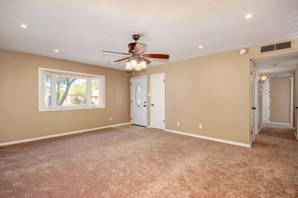 5445 S 44th Pl, Phoenix, AZ 85040 photo 9