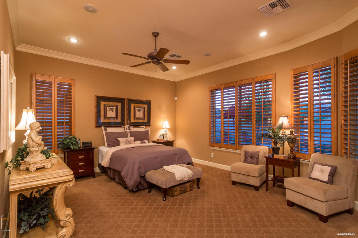 4310 E Santa Fe Ln, Gilbert, AZ 85297 photo 14