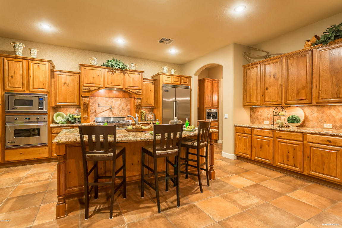4310 E Santa Fe Ln, Gilbert, AZ 85297 photo 10