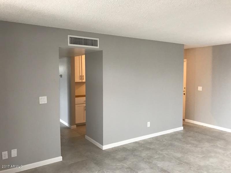 2313 E Sheraton Ln, Phoenix, AZ 85040 photo 3