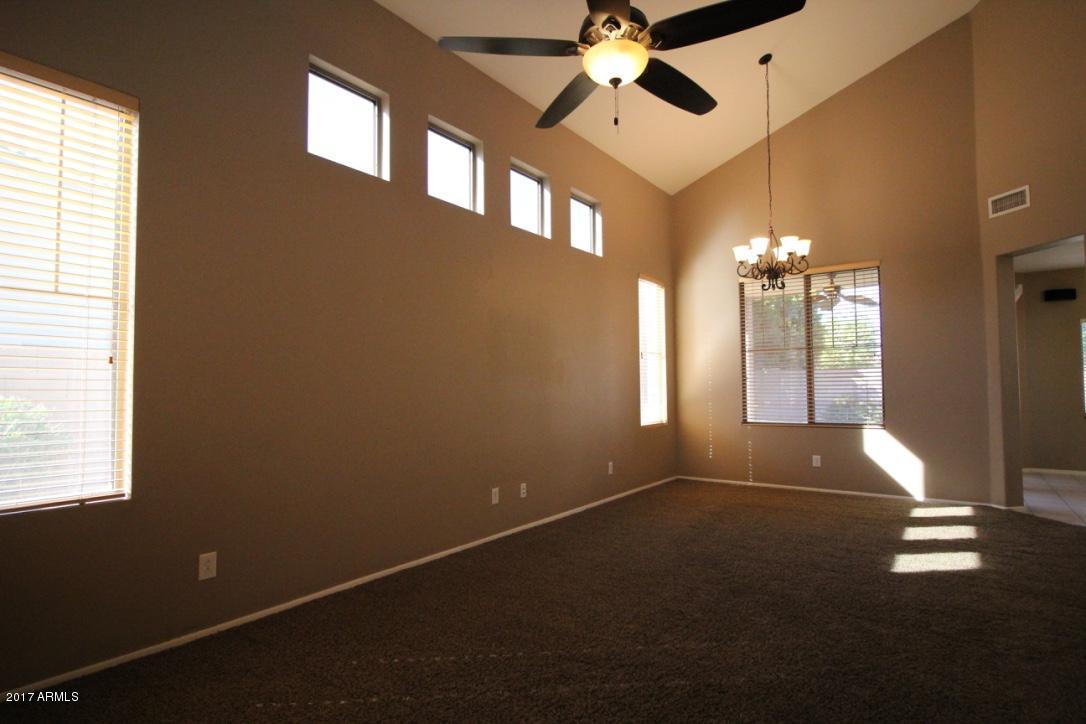 2828 E Devon Ct, Gilbert, AZ 85296 photo 3