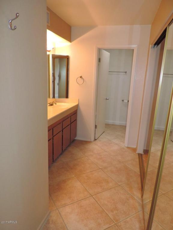 4516 E Vineyard Rd, Phoenix, AZ 85042 photo 25