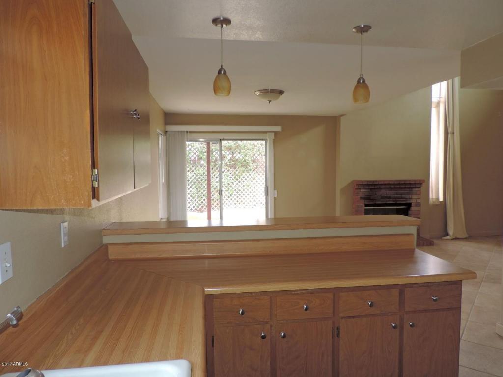 4516 E Vineyard Rd, Phoenix, AZ 85042 photo 12