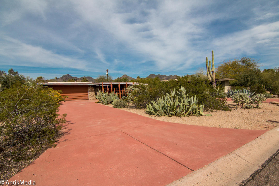 4152 E Saint Joseph Way, Phoenix, AZ 85018 photo 2