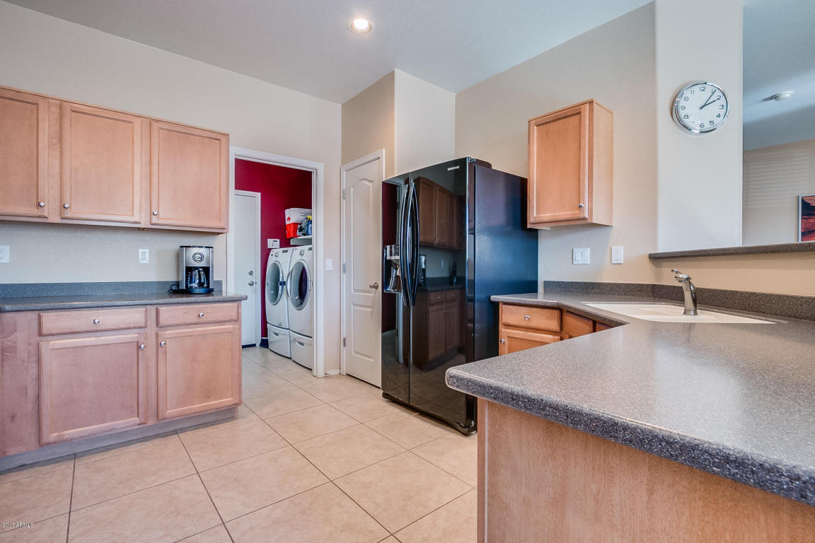 2845 E Dunbar Dr, Phoenix, AZ 85042 photo 10
