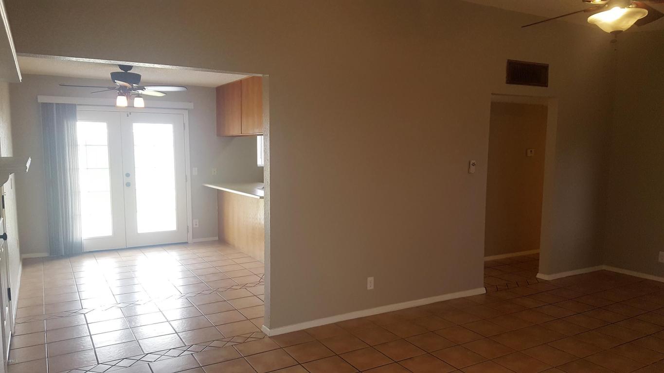 2046 E Alder Cir, Mesa, AZ 85204 photo 5