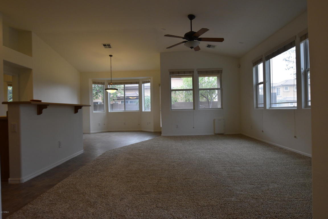 3931 E Pollack St, Phoenix, AZ 85042 photo 4