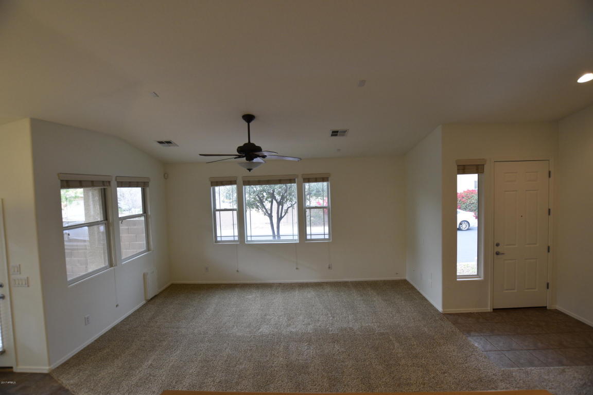 3931 E Pollack St, Phoenix, AZ 85042 photo 8