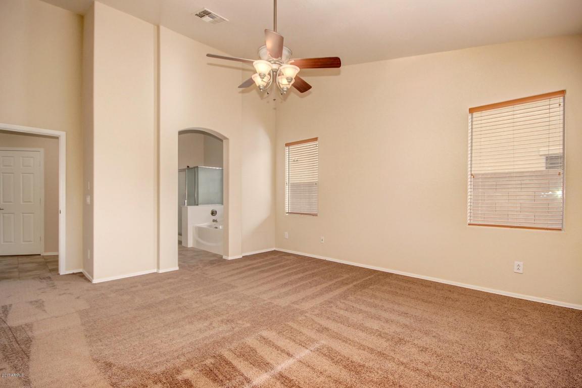 4958 S Cobblestone St, Gilbert, AZ 85298 photo 14