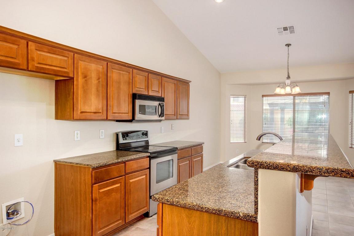 4958 S Cobblestone St, Gilbert, AZ 85298 photo 6