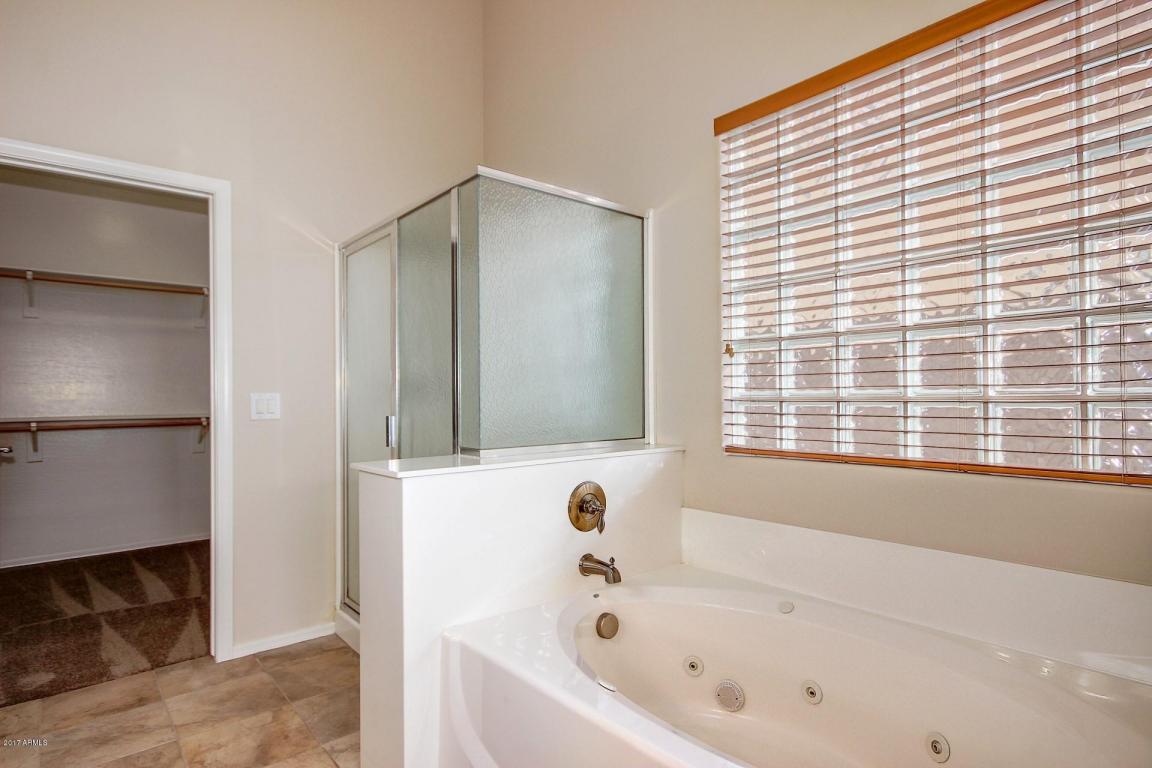 4958 S Cobblestone St, Gilbert, AZ 85298 photo 17