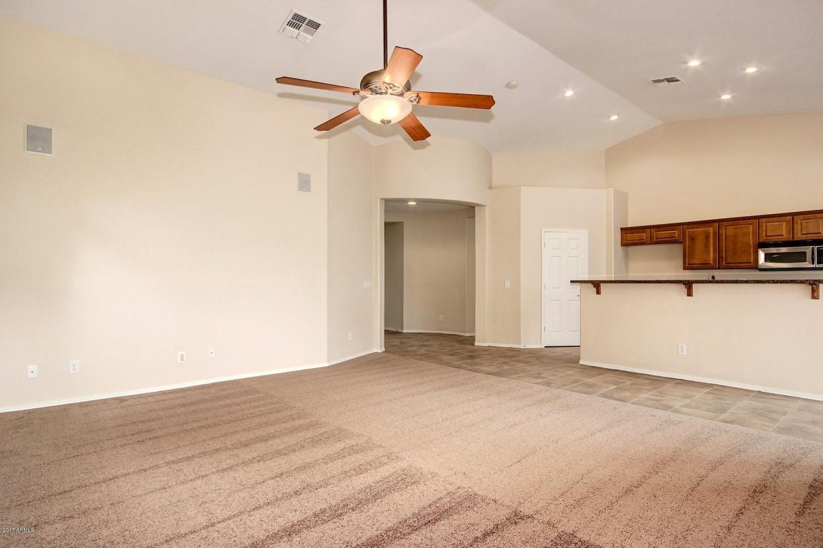4958 S Cobblestone St, Gilbert, AZ 85298 photo 11