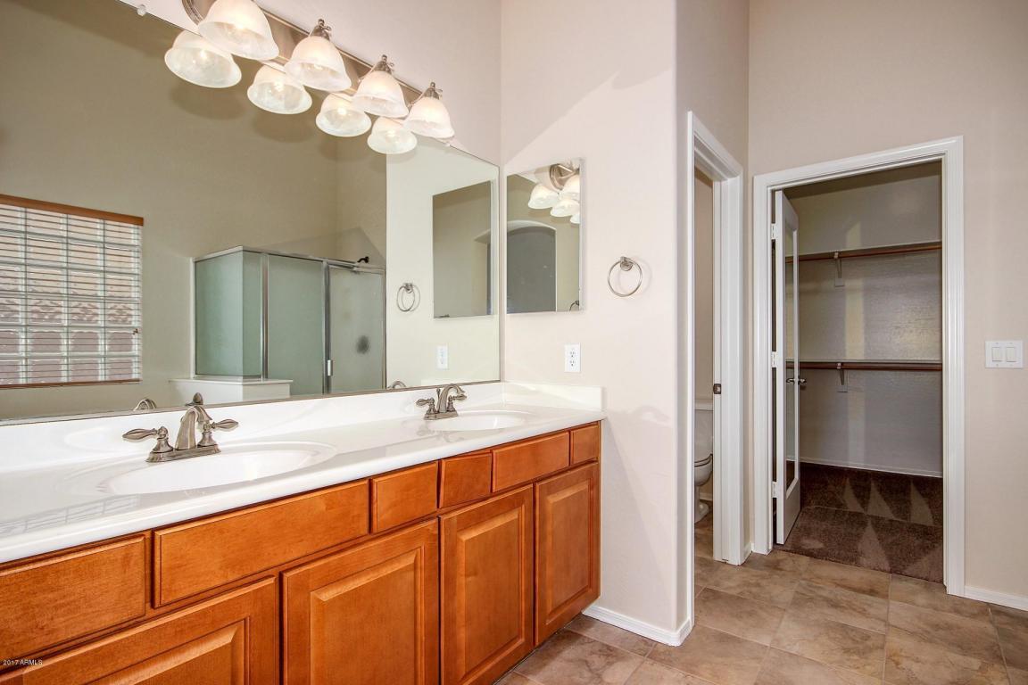 4958 S Cobblestone St, Gilbert, AZ 85298 photo 16
