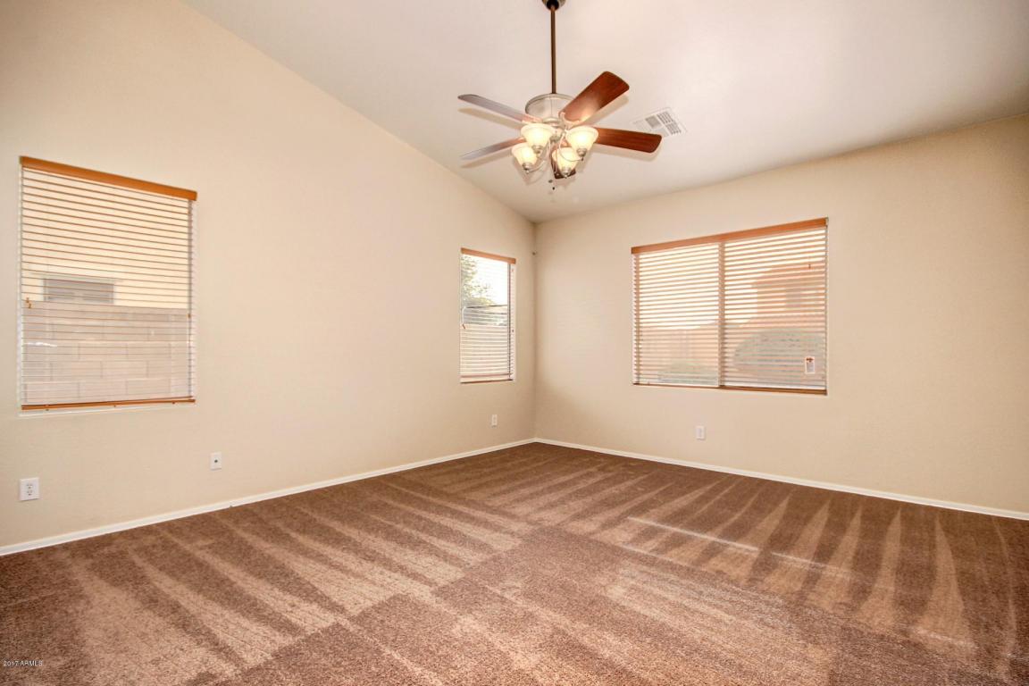 4958 S Cobblestone St, Gilbert, AZ 85298 photo 13