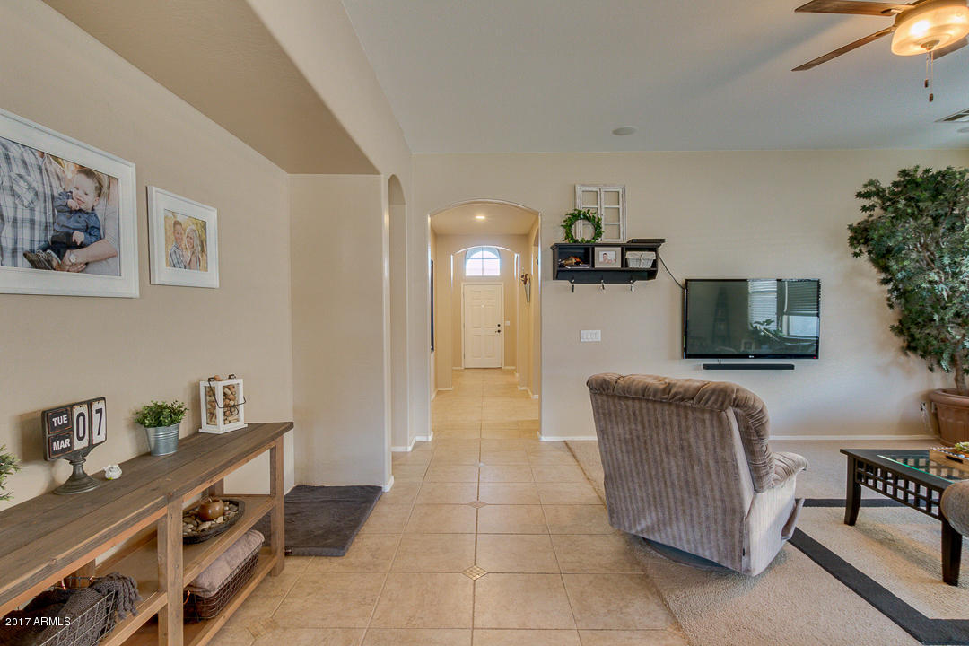 11457 E Starkey Ave, Mesa, AZ 85212 photo 3