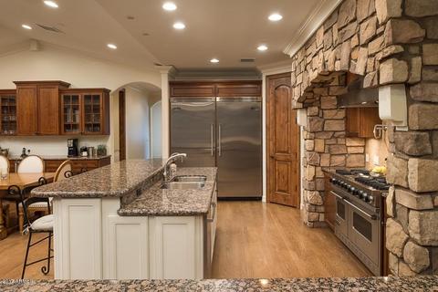 3852 N 54th Ct, Phoenix, AZ 85018 photo 8