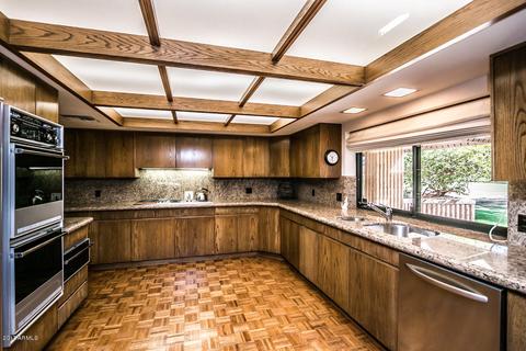 86 Biltmore Est, Phoenix, AZ 85016 photo 9