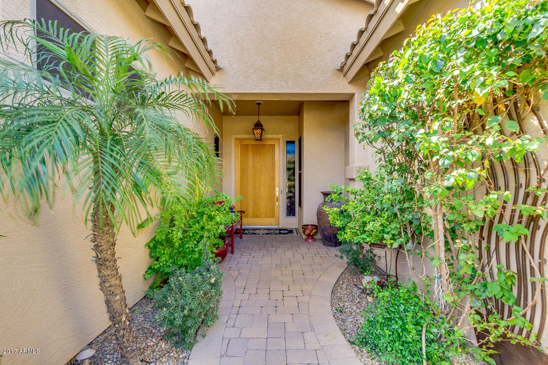 3907 E Meadowview Dr, Gilbert, AZ 85298 photo 4