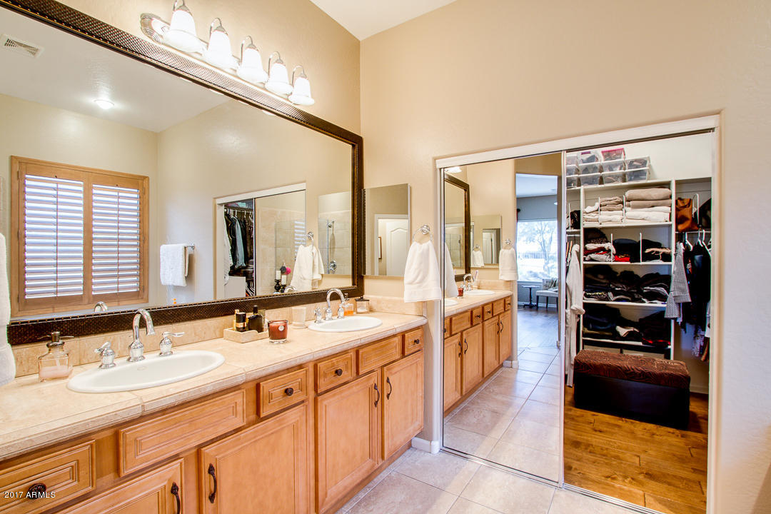 3907 E Meadowview Dr, Gilbert, AZ 85298 photo 34