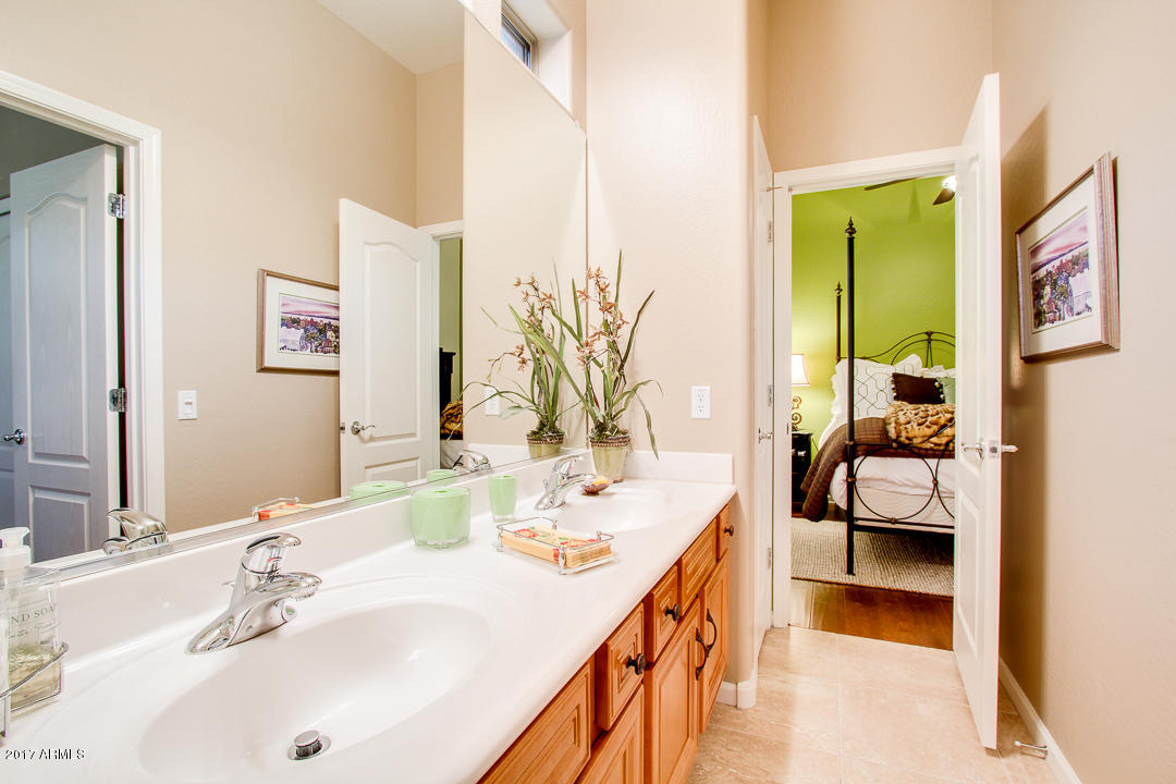 3907 E Meadowview Dr, Gilbert, AZ 85298 photo 37