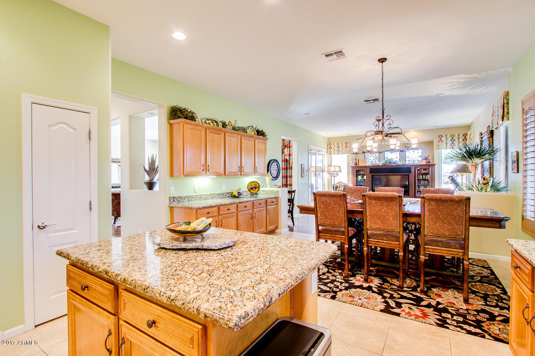 3907 E Meadowview Dr, Gilbert, AZ 85298 photo 12