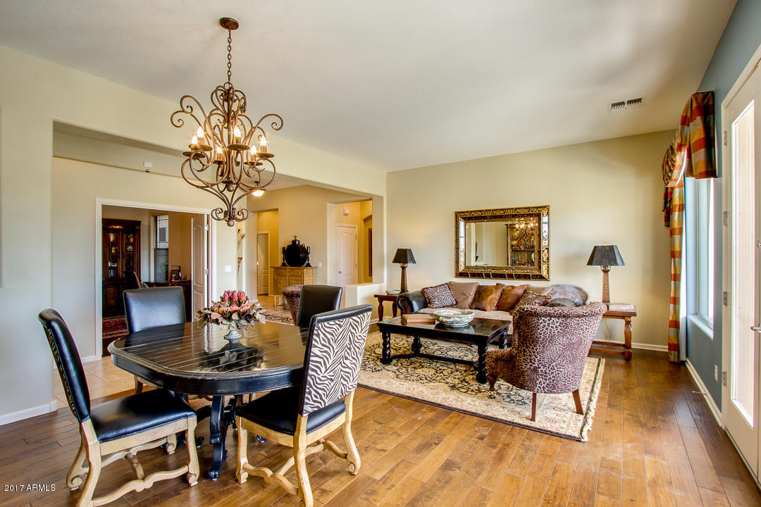 3907 E Meadowview Dr, Gilbert, AZ 85298 photo 8