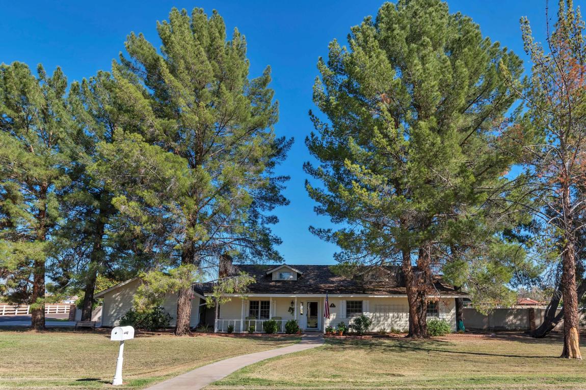 2102 E Page Ave, Gilbert, AZ 85234 photo 1