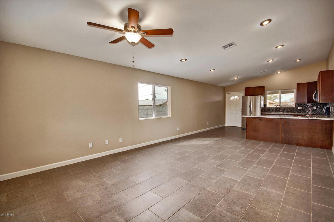 738 E Atlanta Ave, Phoenix, AZ 85040 photo 4