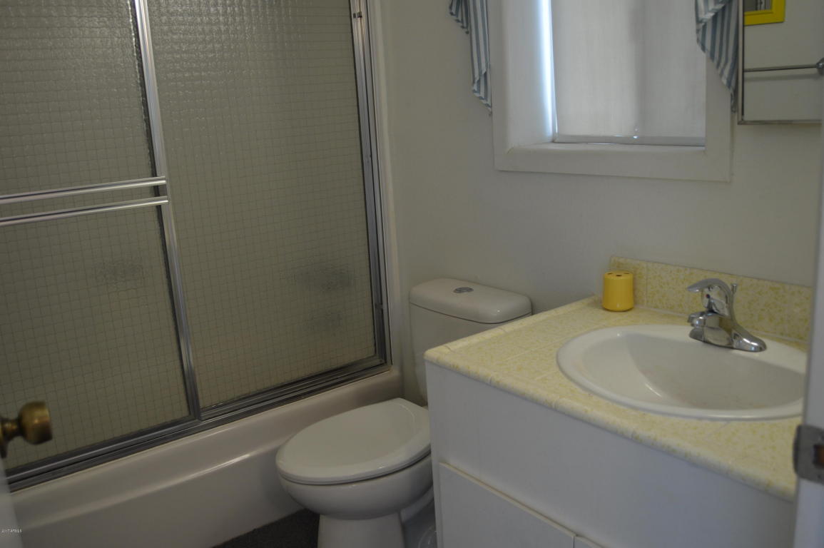 210 E Foothill Dr, Phoenix, AZ 85020 photo 23