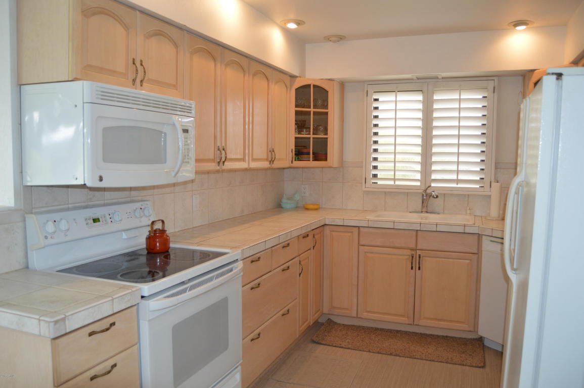 210 E Foothill Dr, Phoenix, AZ 85020 photo 15