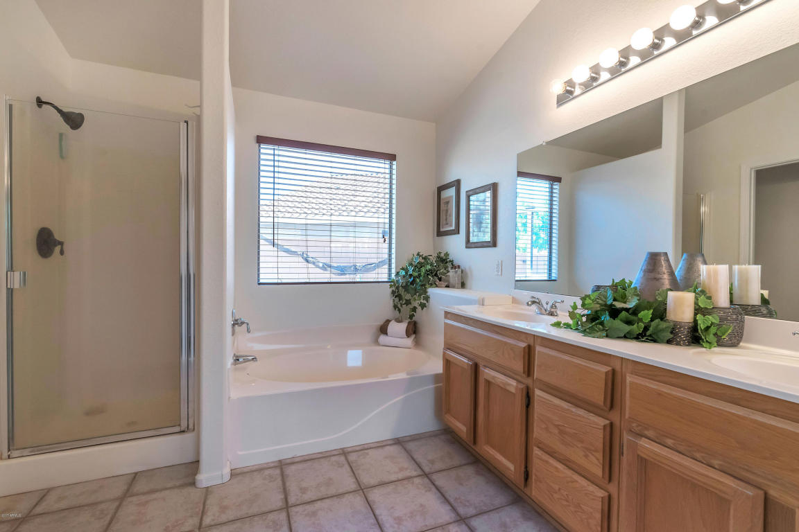 634 S Lanus Dr, Gilbert, AZ 85296 photo 22