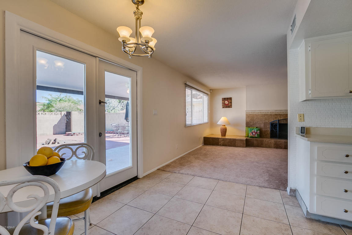 2402 E Del Rio Dr, Tempe, AZ 85282 photo 9