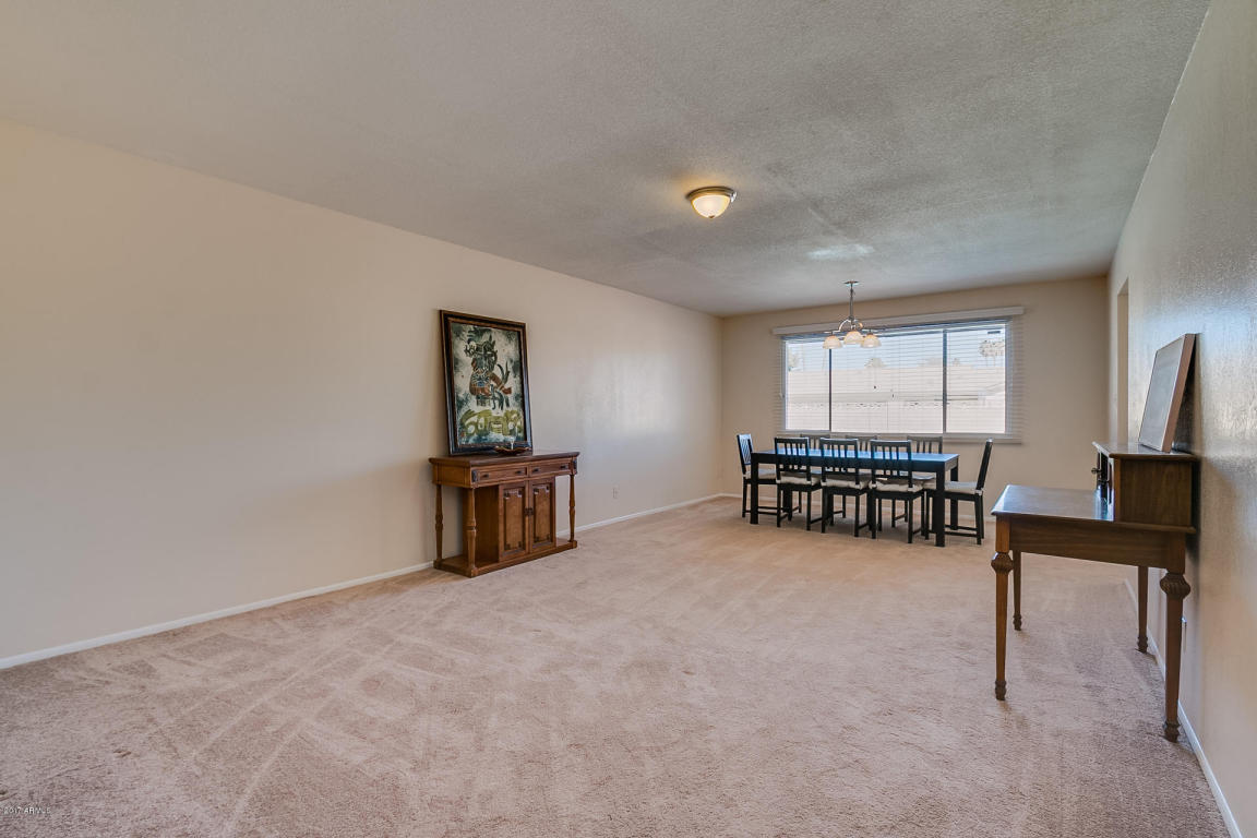 2402 E Del Rio Dr, Tempe, AZ 85282 photo 6