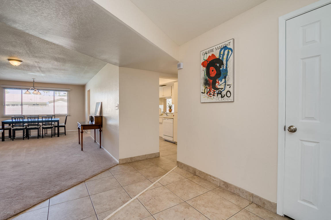 2402 E Del Rio Dr, Tempe, AZ 85282 photo 5