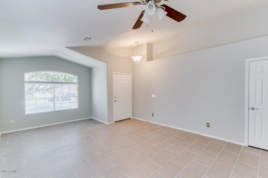 829 S Esmeralda --, Mesa, AZ 85208 photo 6