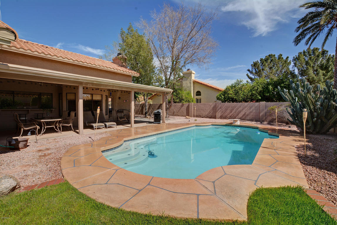209 E La Vieve Ln, Tempe, AZ 85284 photo 17