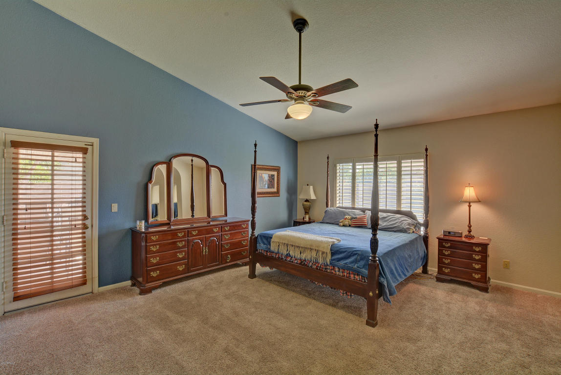 209 E La Vieve Ln, Tempe, AZ 85284 photo 10
