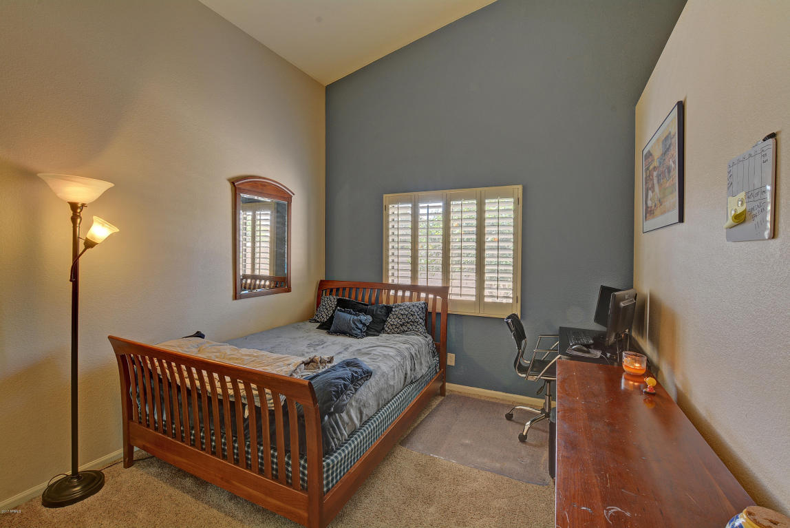 209 E La Vieve Ln, Tempe, AZ 85284 photo 13