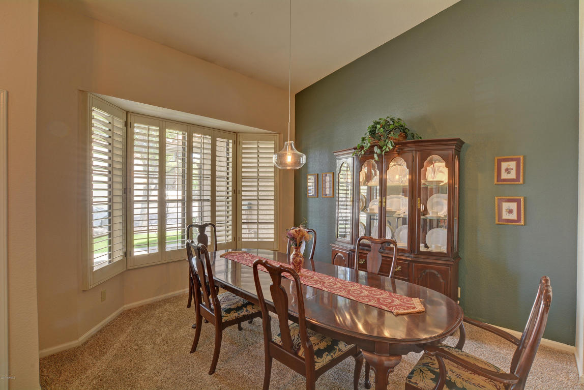 209 E La Vieve Ln, Tempe, AZ 85284 photo 3