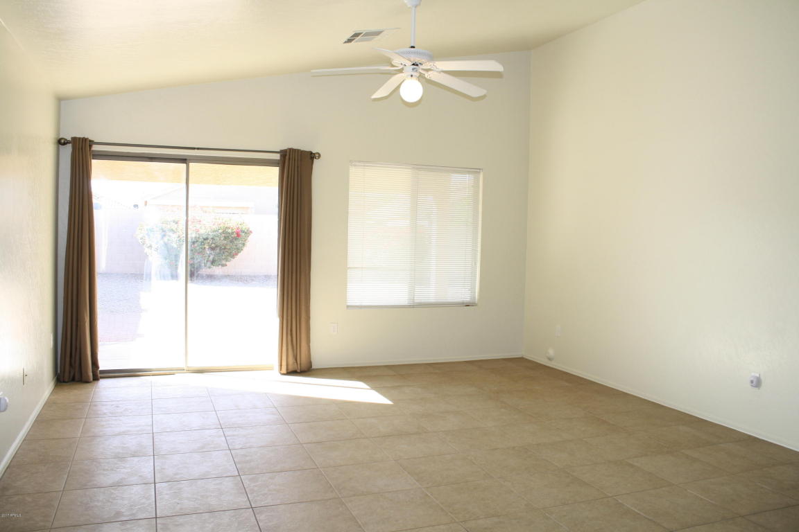 901 E Monona Dr, Phoenix, AZ 85024 photo 4