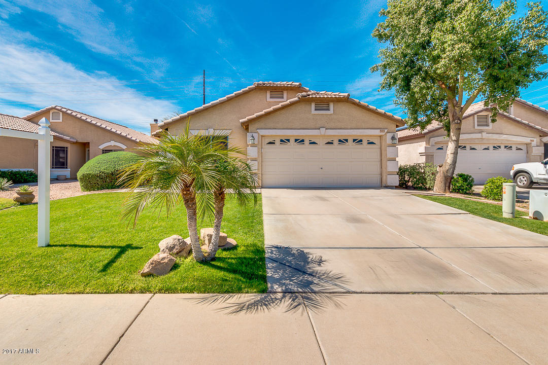 352 N Bay Dr, Gilbert, AZ 85233 photo 1