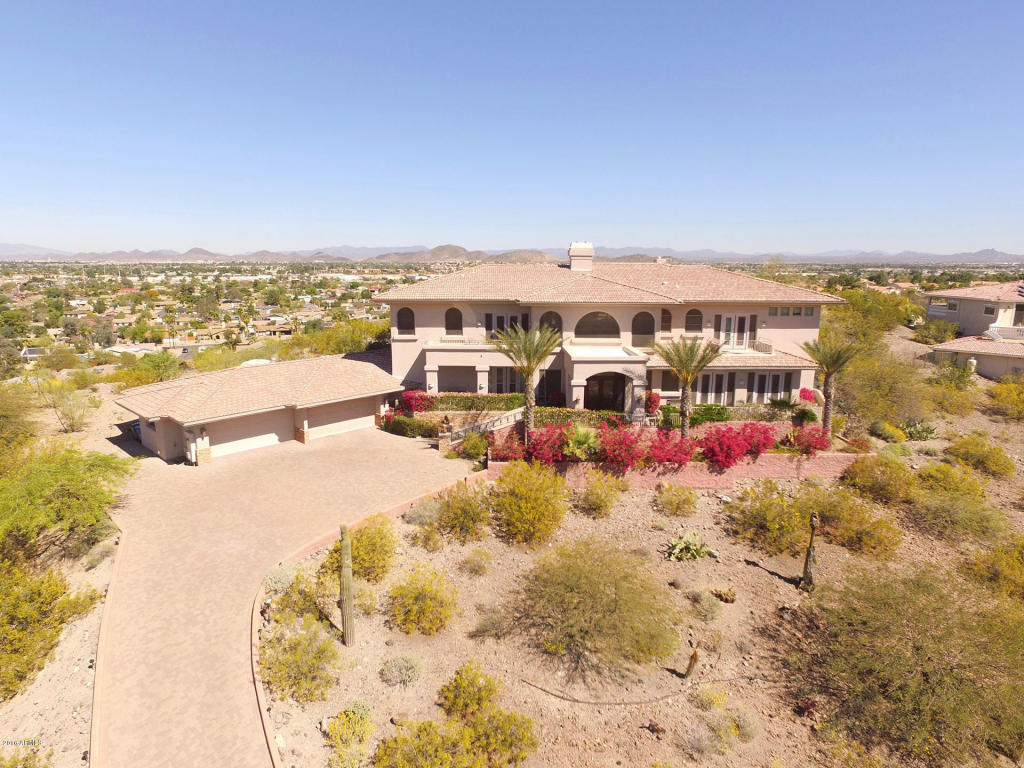 920 E Waltann Ln, Phoenix, AZ 85022 photo 2