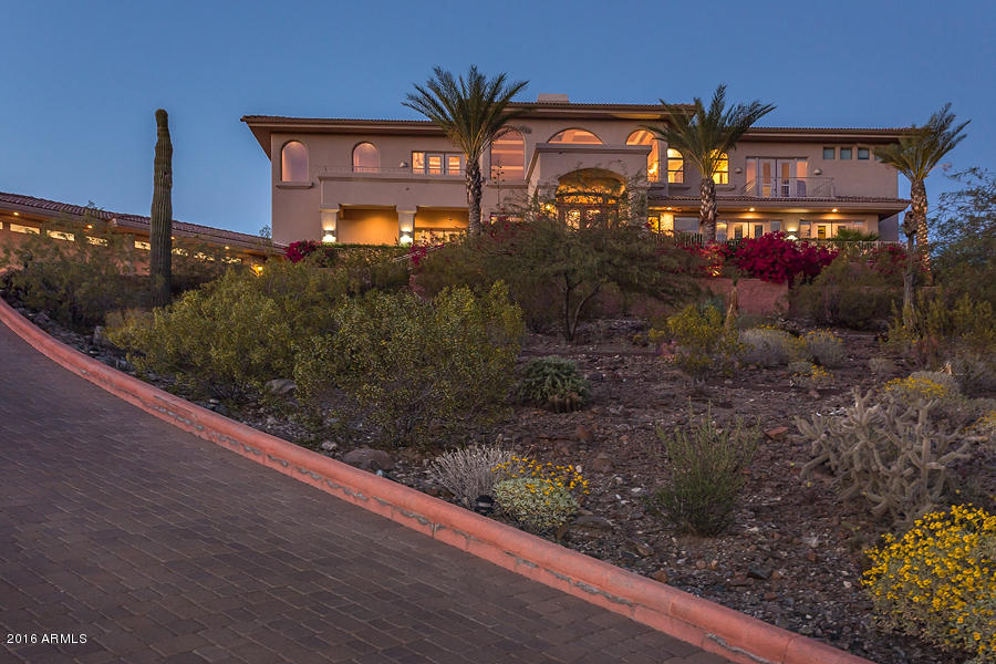 920 E Waltann Ln, Phoenix, AZ 85022 photo 1